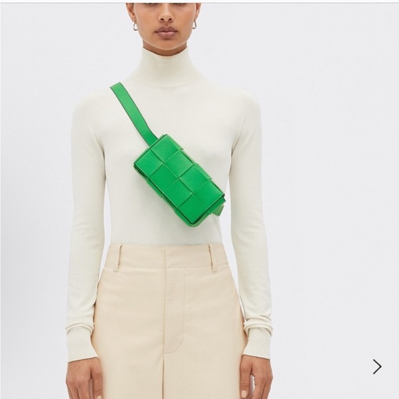 Bottega Veneta Mini Intrecciato Cassette Belt Bag & Dustbag - Picture 5 of 7